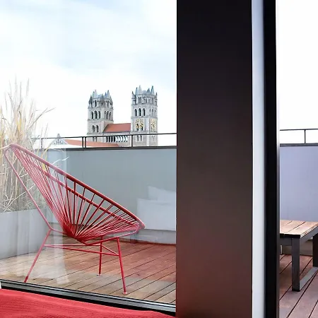 فندق فلاشينغ ميداوز