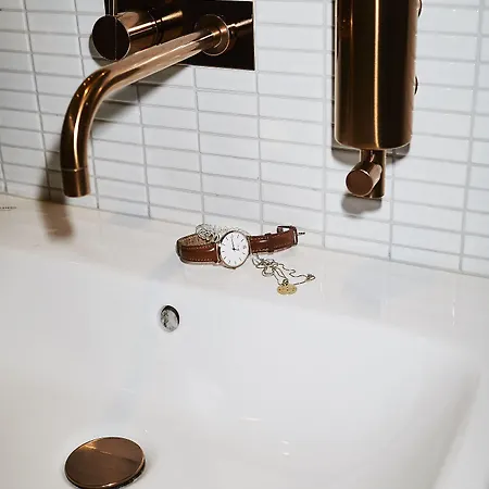 فندق فلاشينغ ميداوز 4*