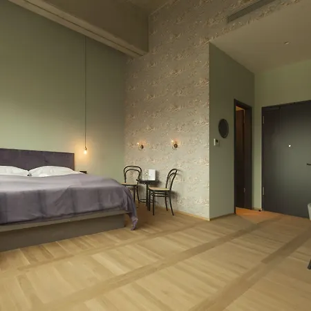 Hotel The Flushing Meadows 4*