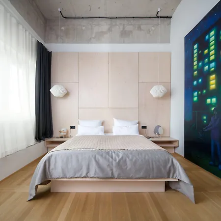 ホテル ザ フラッシング メドウズ