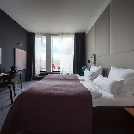 The Flushing Meadows Hotel 4*
