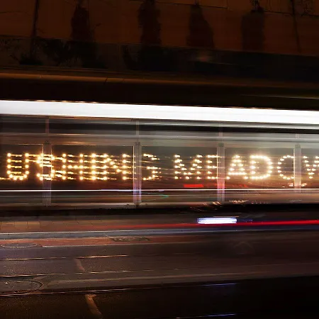 ザ フラッシング メドウズ 4*