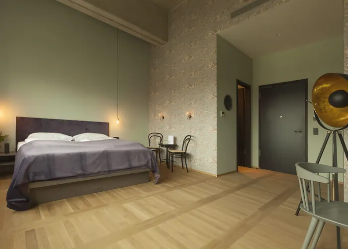 Hotel The Flushing Meadows 4*