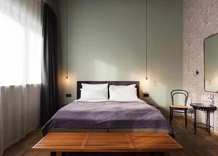 The Flushing Meadows Hotel