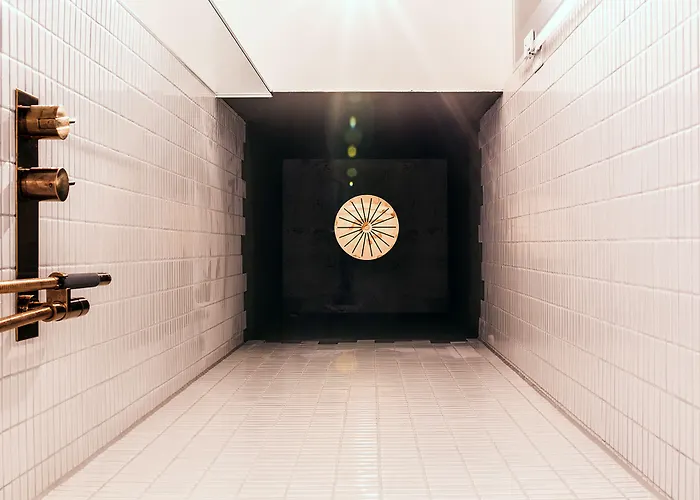 The Flushing Meadows 4*